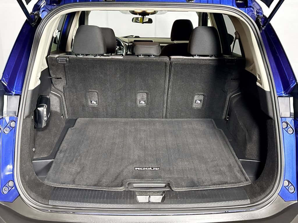 Used 2022 Nissan Rogue SV AWD/4WD image 20