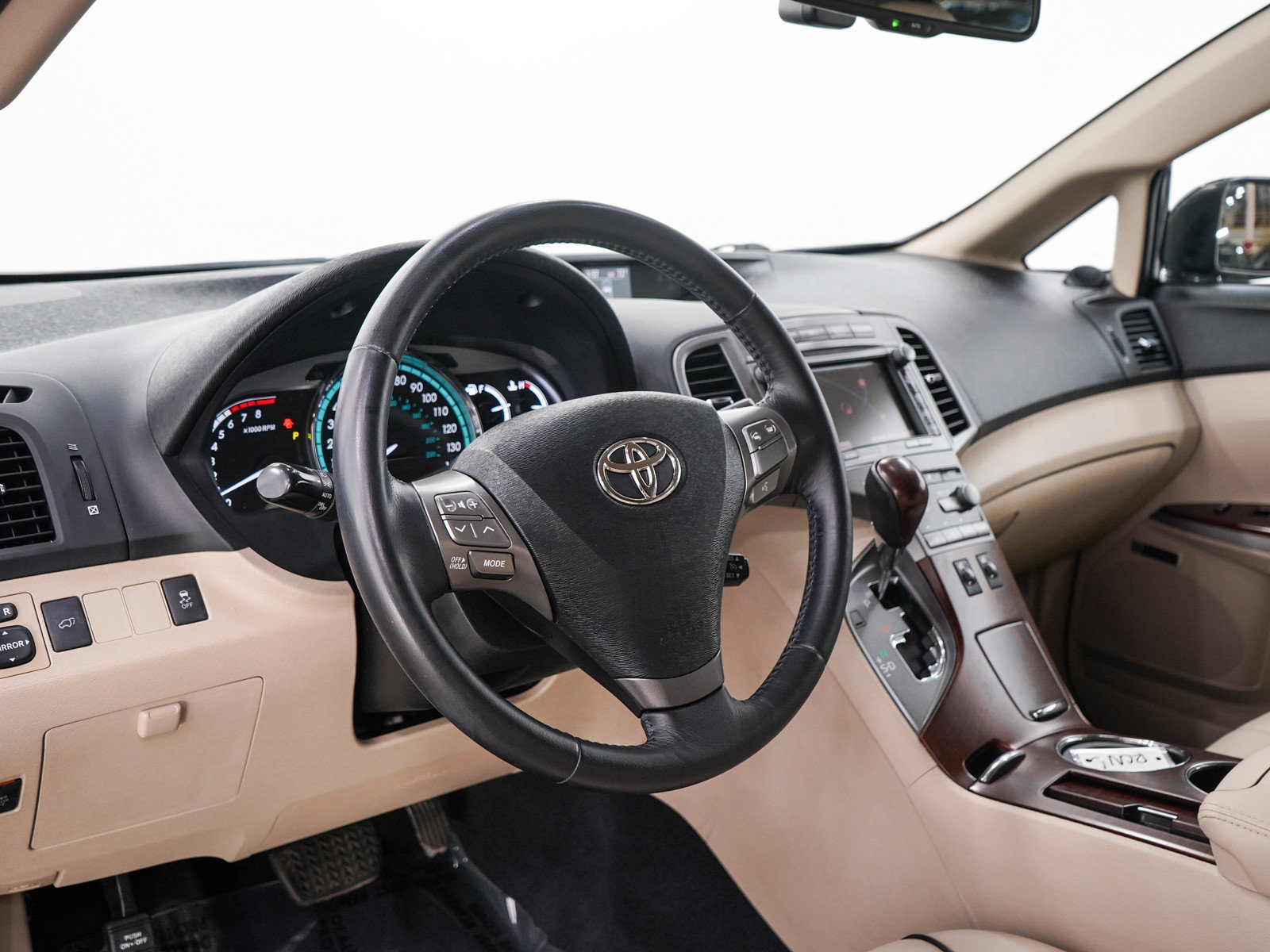 Used 2009 Toyota Venza AWD image 26