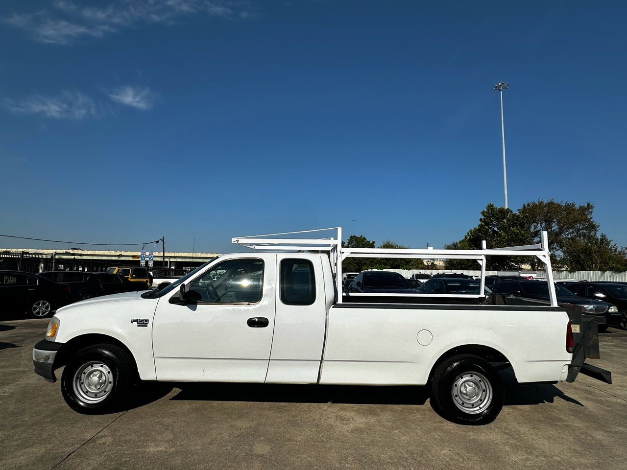 Used 1999 Ford F150 2WD SuperCab image 2