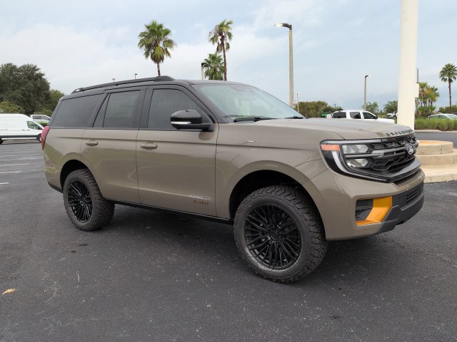 New 2027 Ford Expedition Tremor w/ Driver's Package AWD/4WD image 2