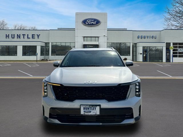 Used 2025 Kia Sorento EX AWD/4WD image 3