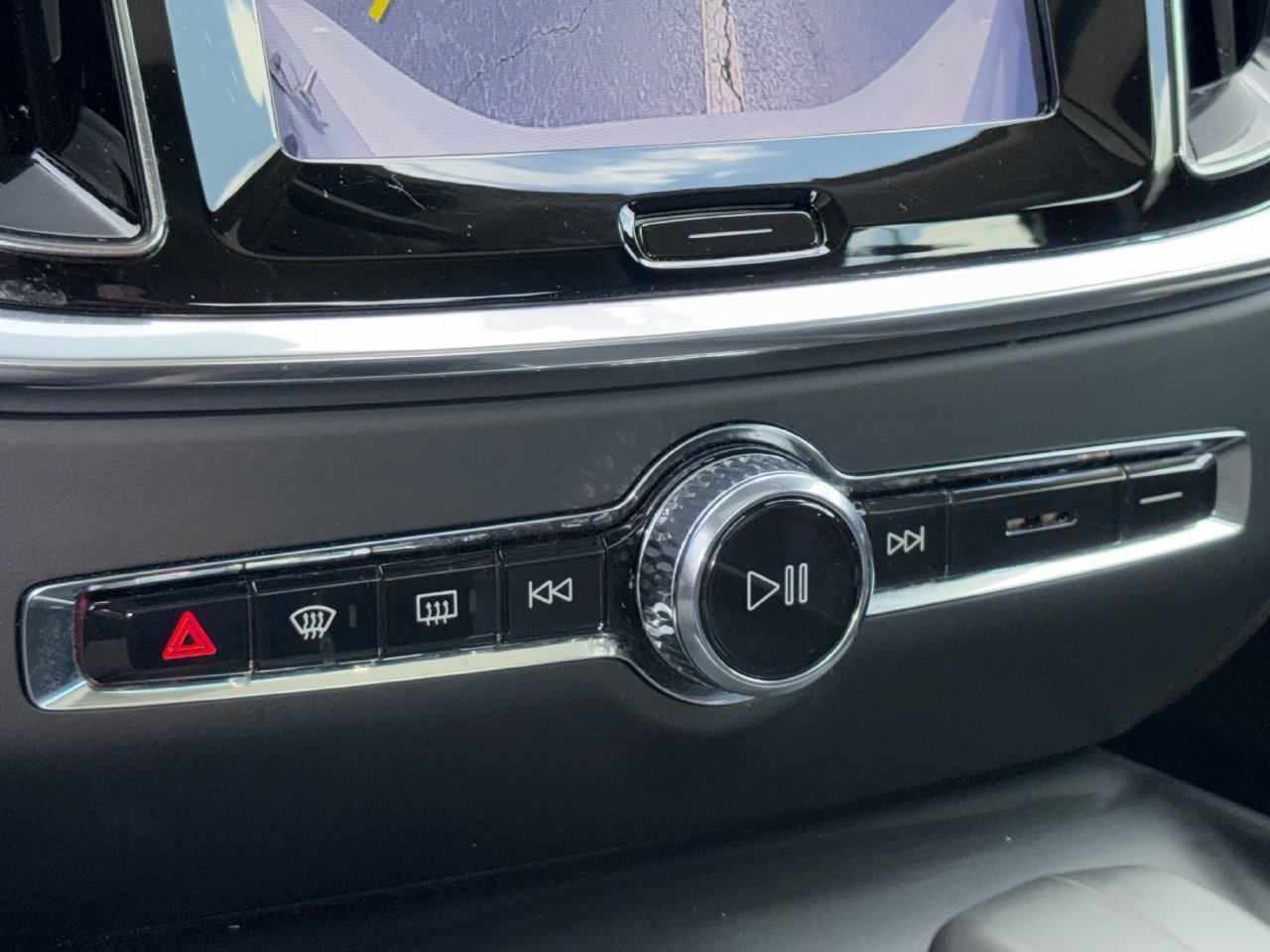 Used 2024 Volvo S60 B5 Core FWD image 5