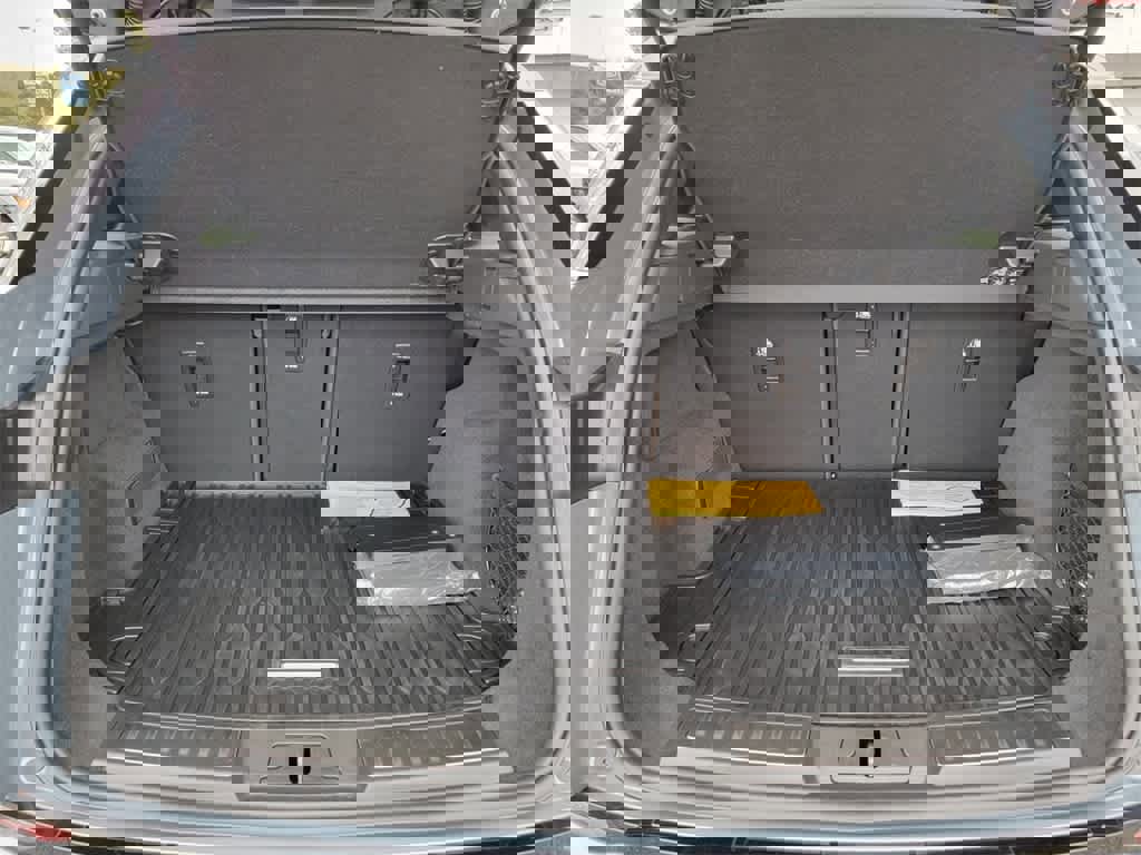 Used 2023 Land Rover Range Rover Evoque R-Dynamic S image 14