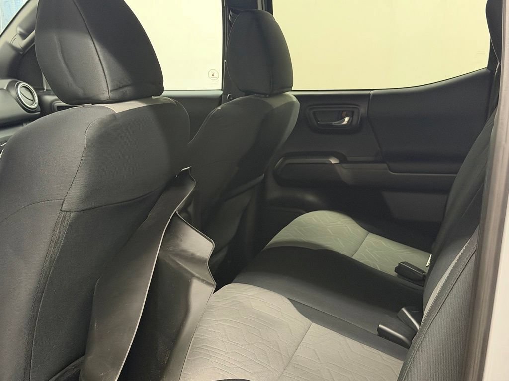 Used 2021 Toyota Tacoma TRD Sport AWD/4WD image 19