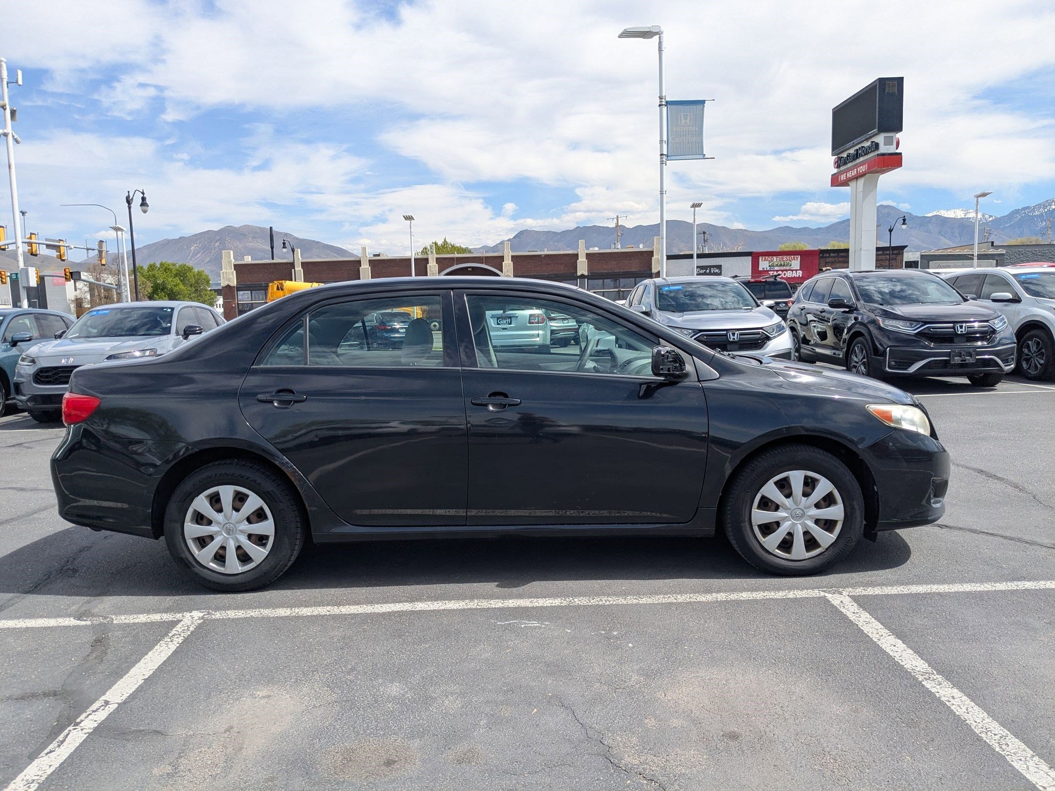 Used 2009 Toyota Corolla LE image 2