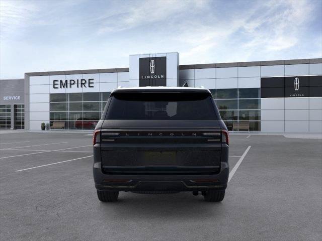 New 2026 Lincoln Navigator Premiere AWD/4WD image 5