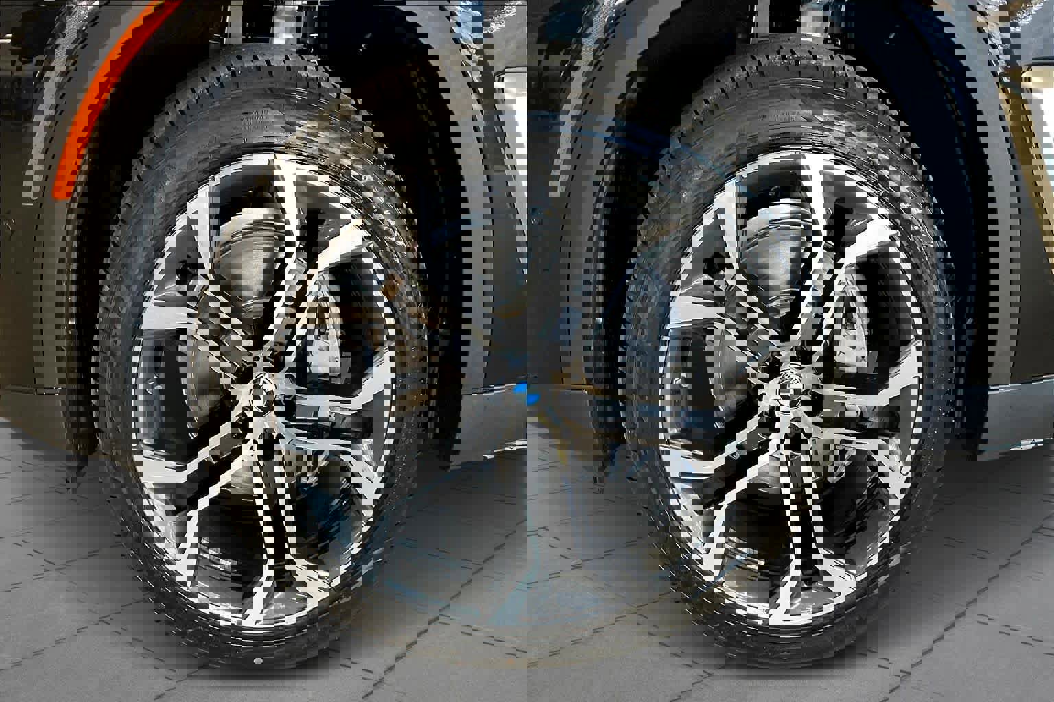 New 2026 BMW X5 sDrive40i w/ Climate Comfort Package image 11