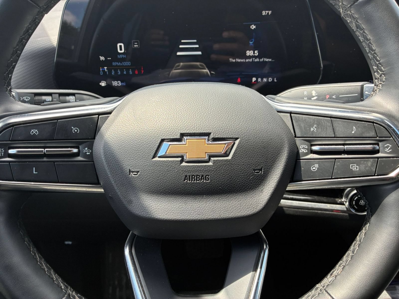 Used 2025 Chevrolet Equinox LT FWD image 27