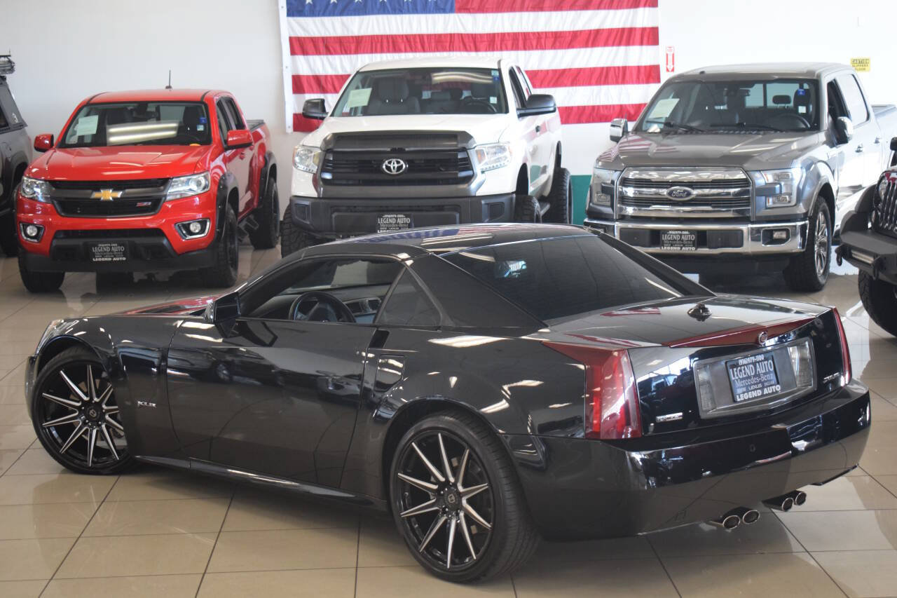 Used 2005 Cadillac XLR RWD image 52