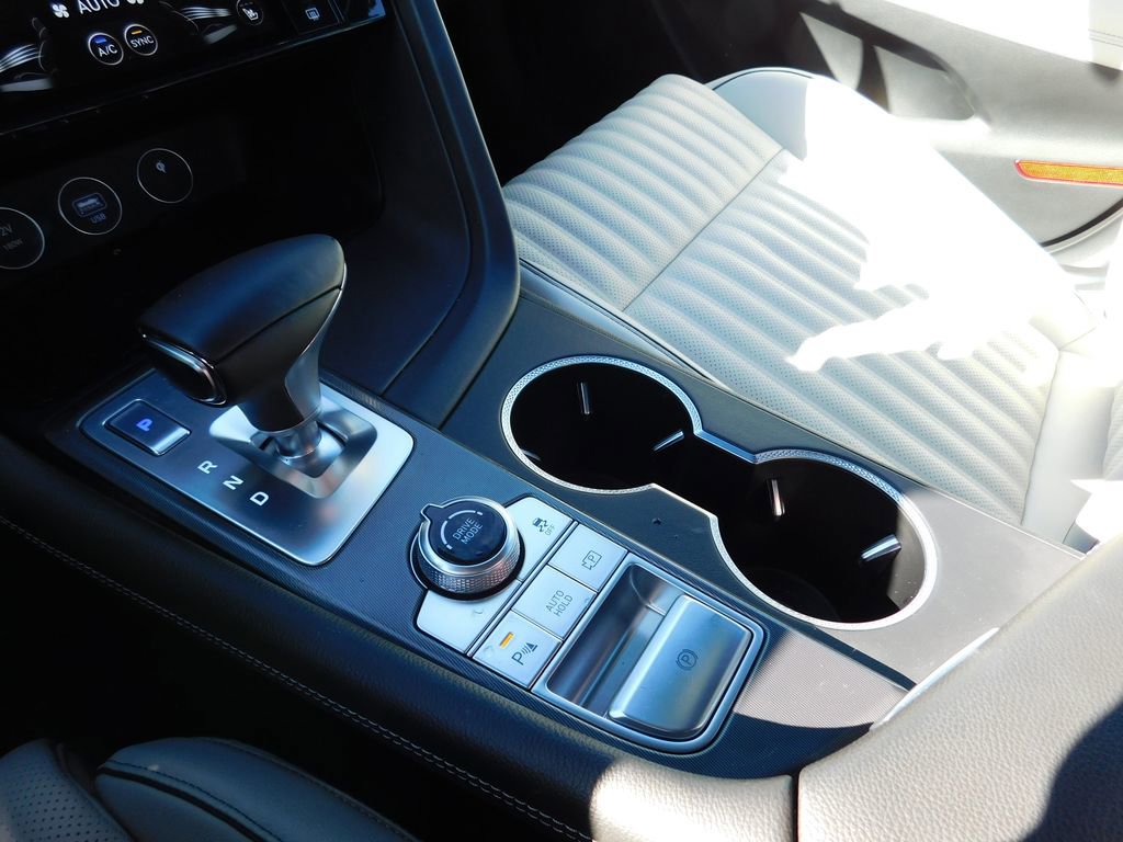 Used 2025 Genesis G70 3.3T Advanced image 24