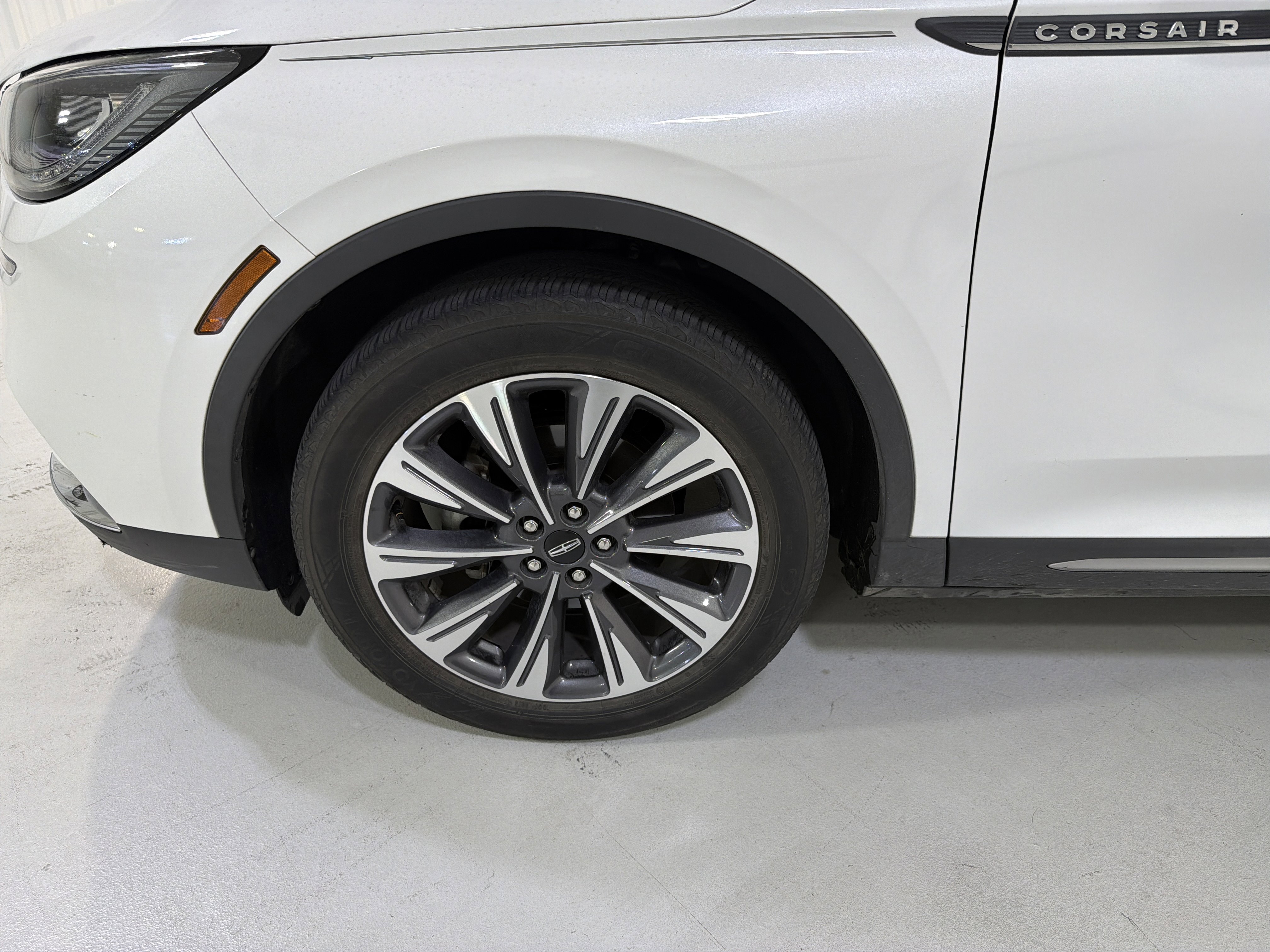 Used 2020 Lincoln Corsair Reserve AWD/4WD image 5