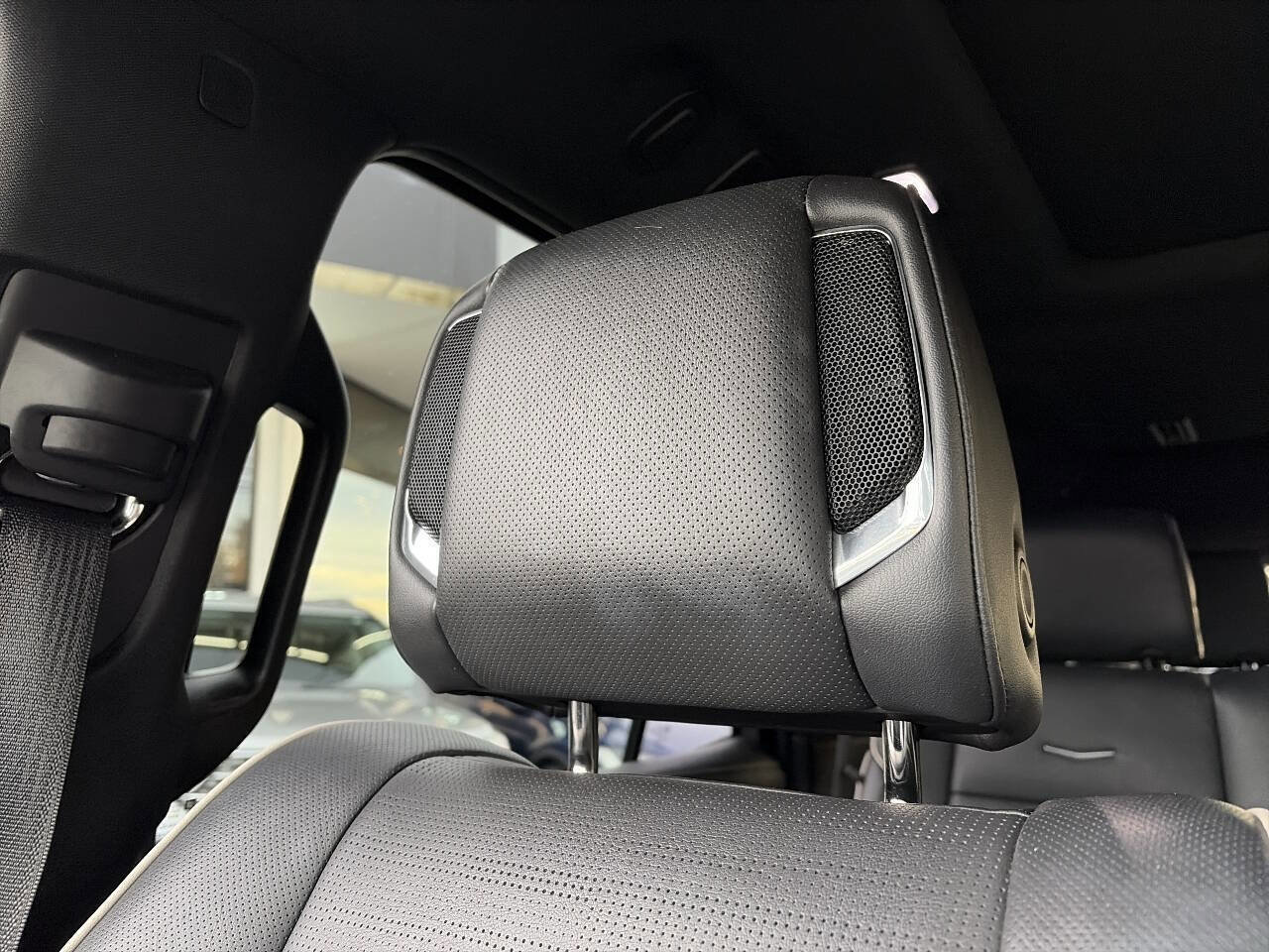 Used 2021 Cadillac Escalade Sport w/ Driver Assist Tech Package image 43