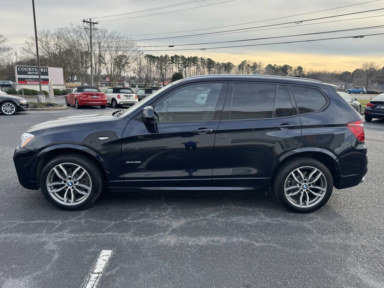 Used 2017 BMW X3 xDrive28i image 4