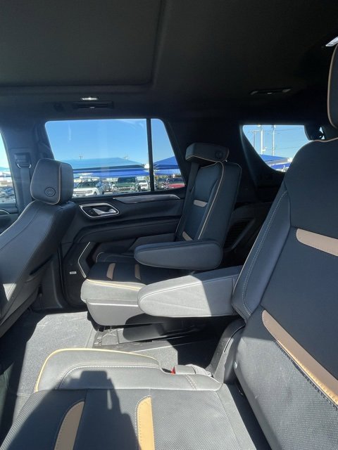 Used 2024 GMC Yukon AT4 w/ AT4 Premium Plus Package image 11