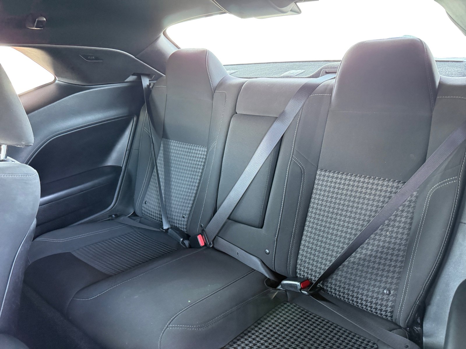 Used 2019 Dodge Challenger SXT image 11