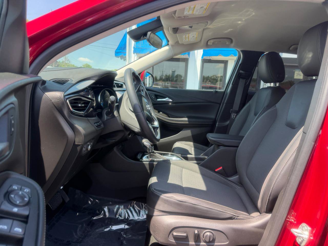 Used 2021 Buick Encore GX Select w/ Advanced Technology Package AWD/4WD image 11