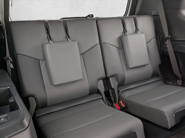 Used 2026 Lexus GX 550 w/ Accessory Package (2T) AWD/4WD image 21