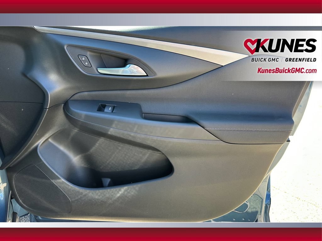 New 2026 Buick Envista Sport Touring FWD image 51