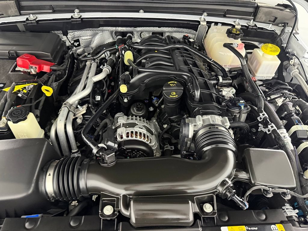 Certified 2025 Jeep Gladiator Rubicon w/ Convenience Group AWD/4WD image 20