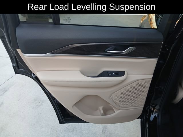 New 2025 Jeep Grand Cherokee Limited image 14