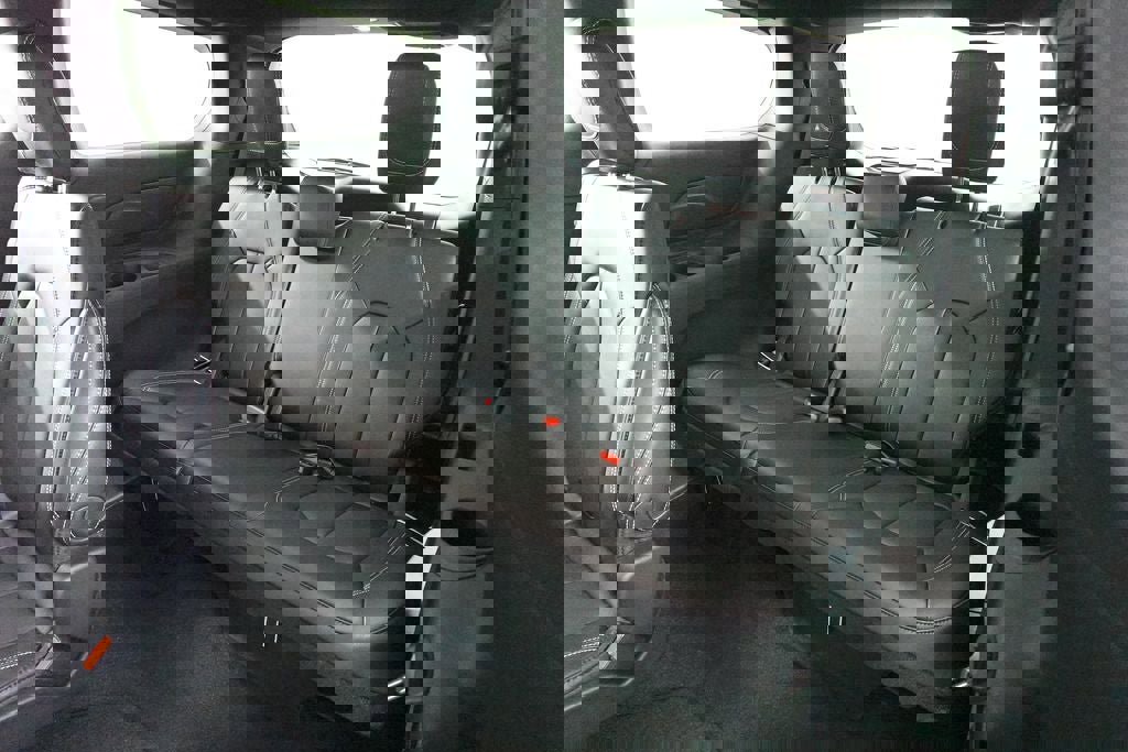 New 2026 Chrysler Pacifica Select image 25