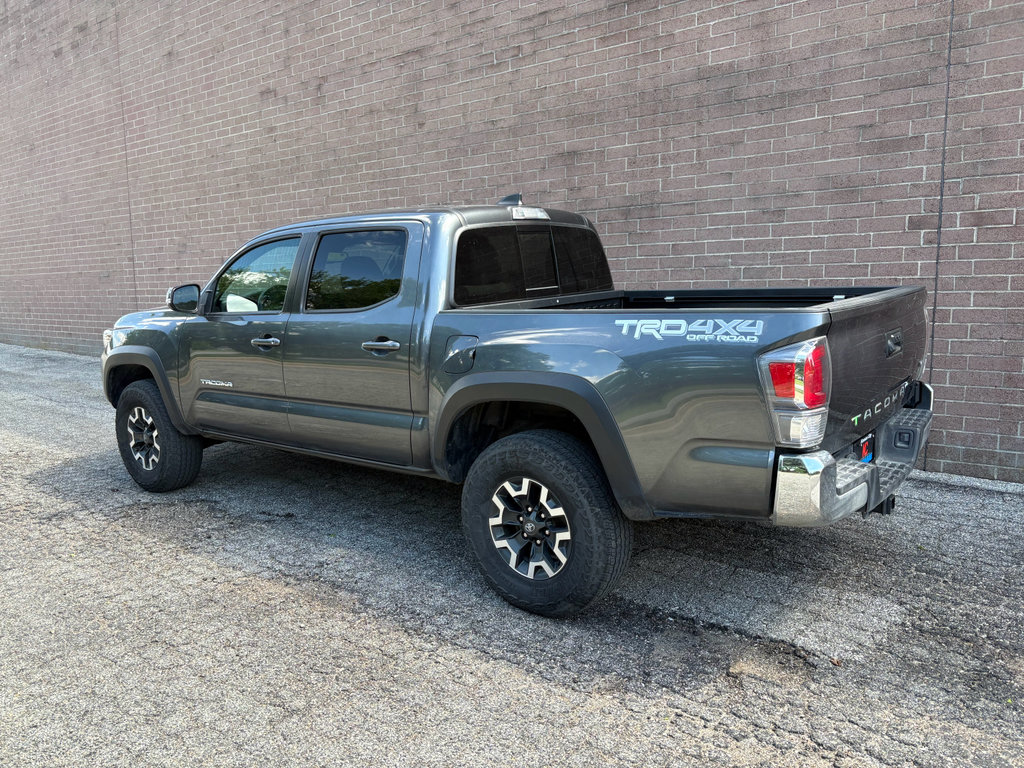 Used 2023 Toyota Tacoma TRD Off-Road AWD/4WD image 3