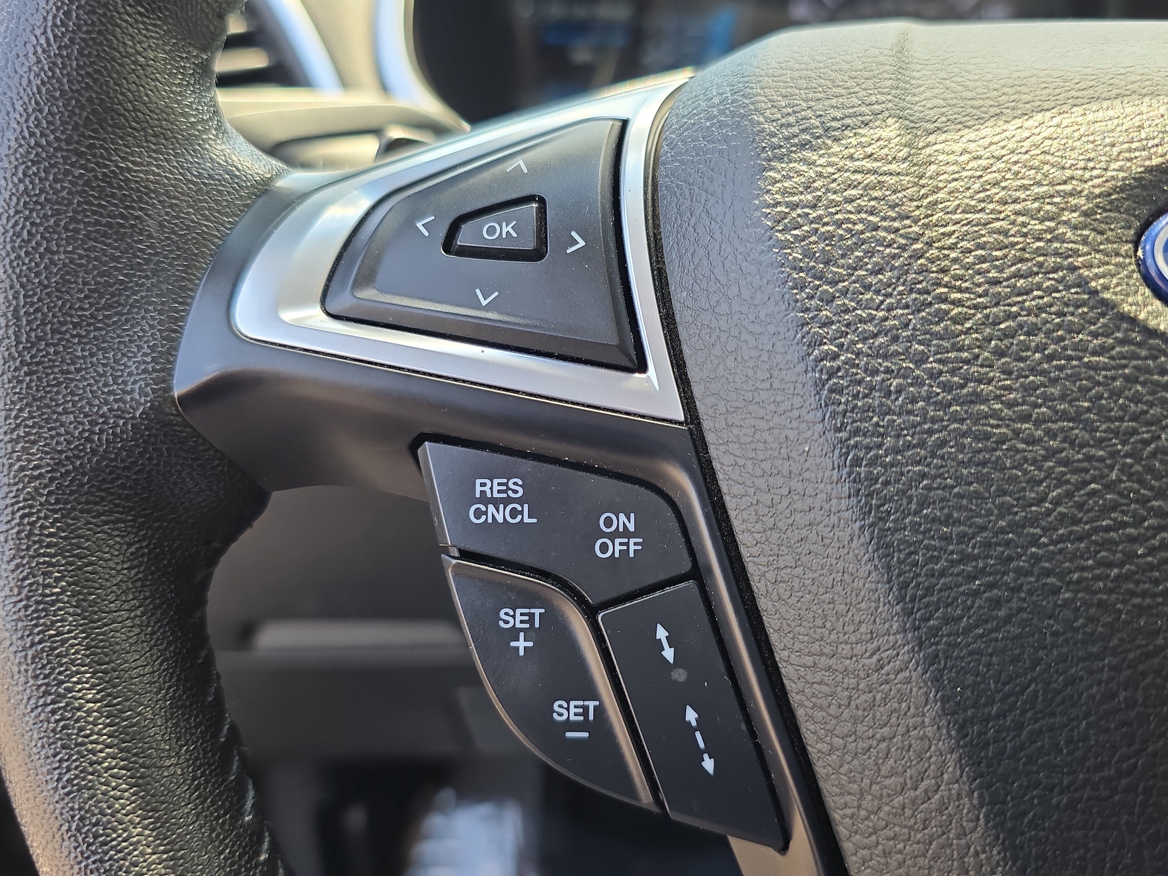 Used 2018 Ford Edge Titanium w/ Equipment Group 302A image 30