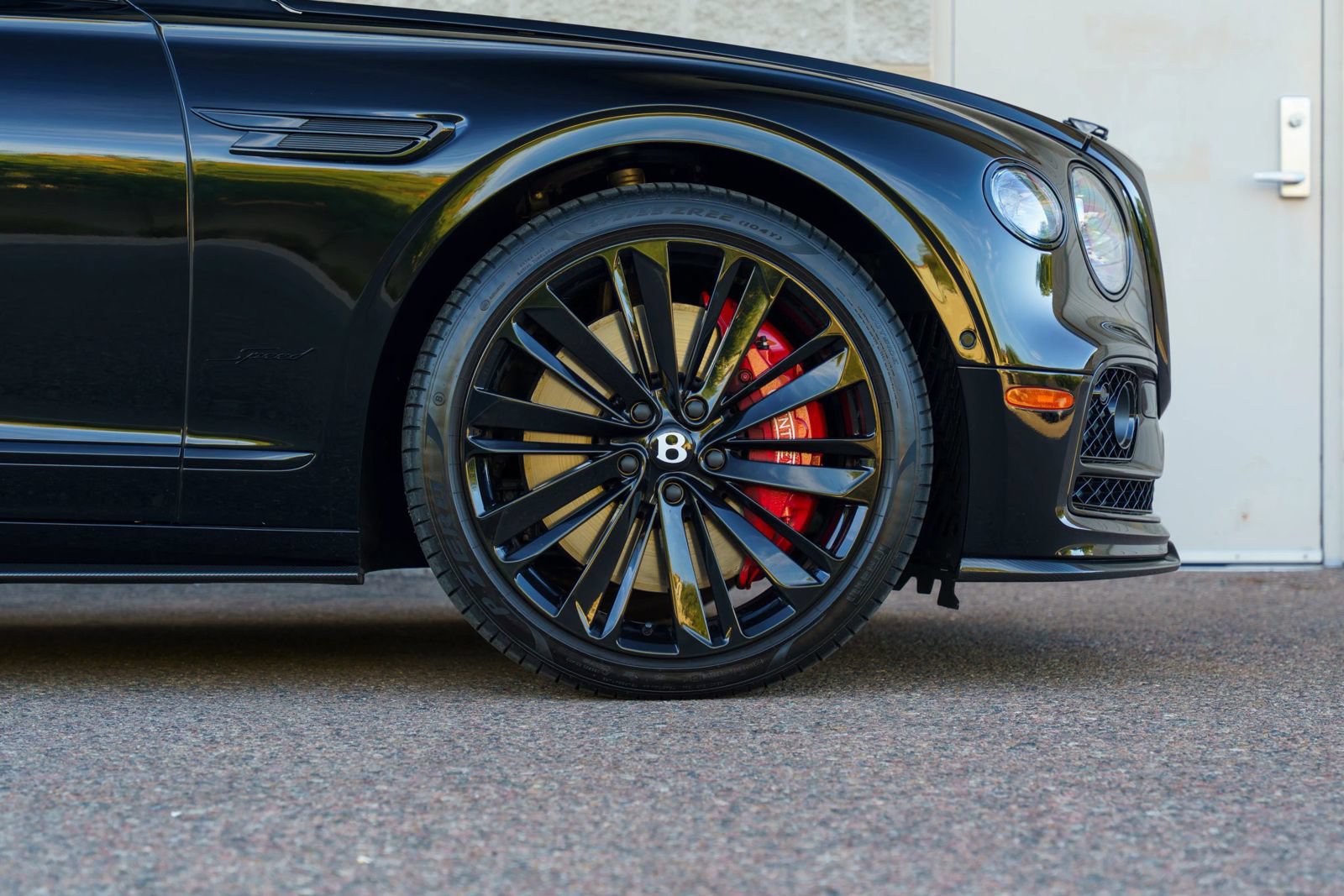 Used 2024 Bentley Flying Spur S W12 AWD/4WD image 52