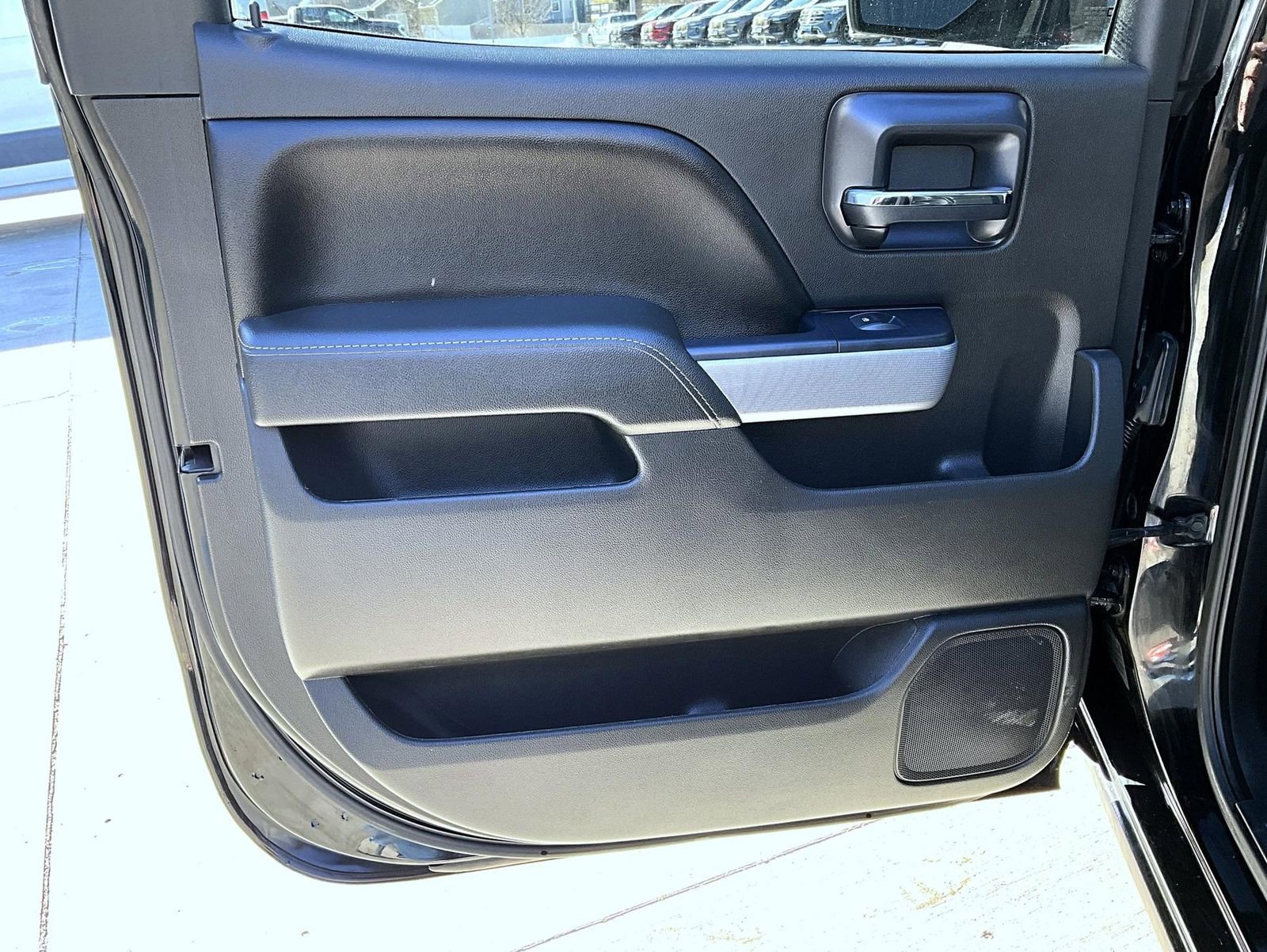 Used 2016 Chevrolet Silverado 1500 LTZ Z71 w/ LTZ Plus Package image 21