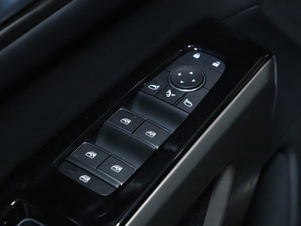 Certified 2024 Nissan Pathfinder Platinum w/ Cargo Package image 20