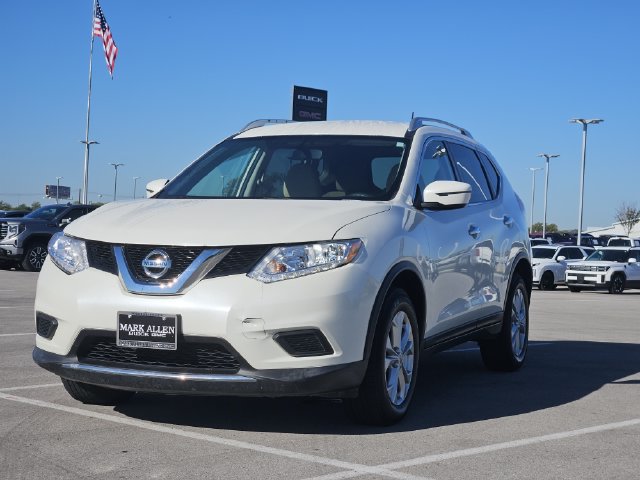 Used 2016 Nissan Rogue SV AWD/4WD image 3
