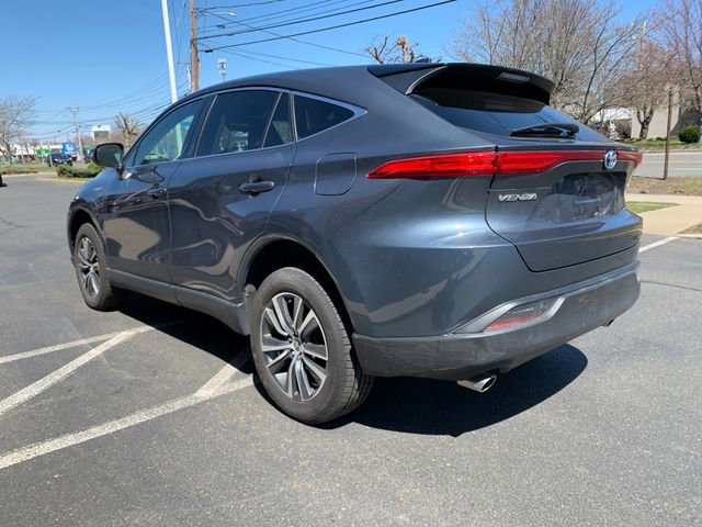 Used 2021 Toyota Venza LE image 5