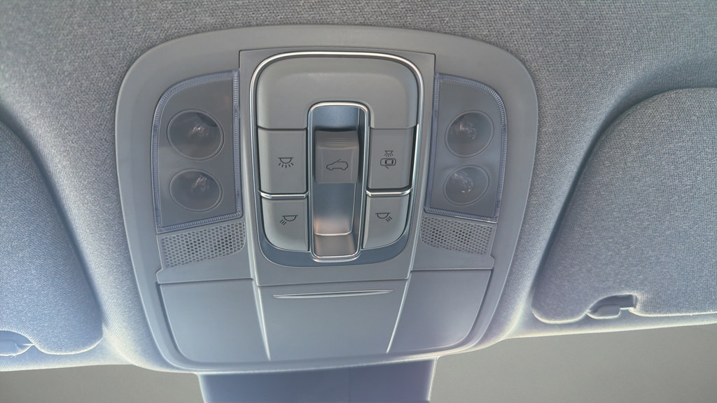Used 2020 Hyundai Santa Fe SEL AWD/4WD image 23