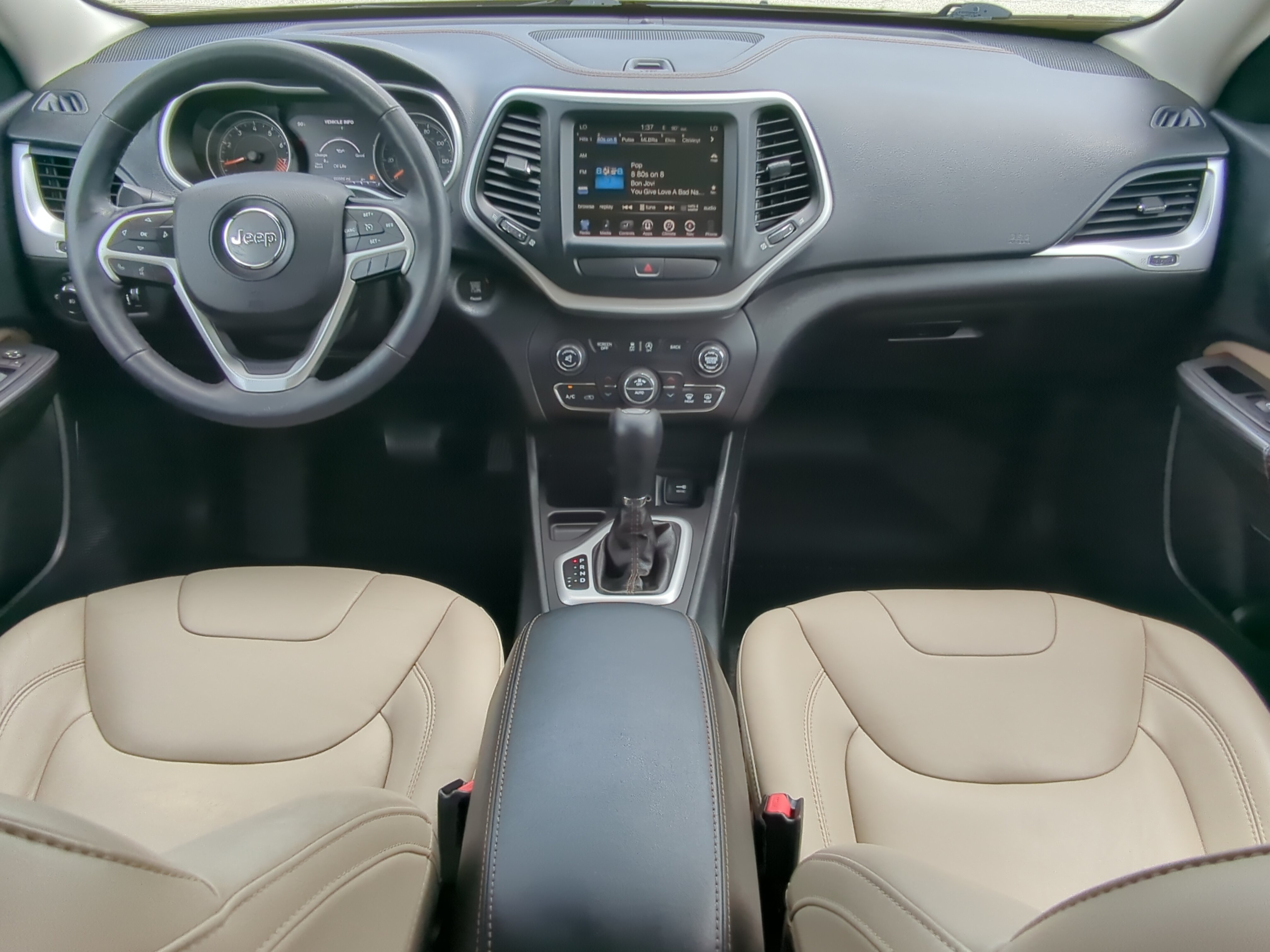 Used 2015 Jeep Cherokee Limited FWD image 13