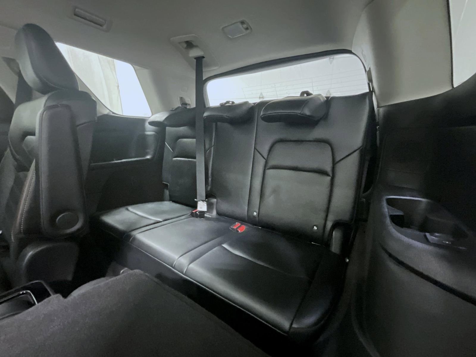 Used 2023 Nissan Pathfinder Platinum image 19