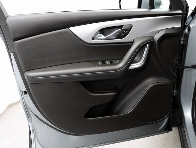 Used 2024 Chevrolet Blazer LT image 22