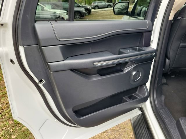 Used 2024 Ford Expedition Max XLT AWD/4WD image 32