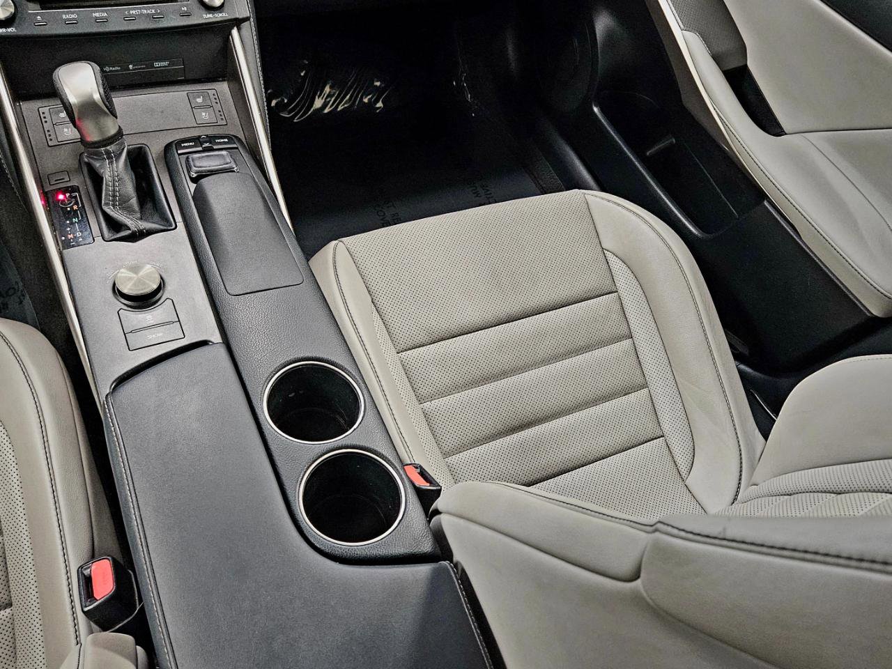 Used 2015 Lexus IS 250 4DR SPORT SDN RWD w/ F-Sport Package image 29