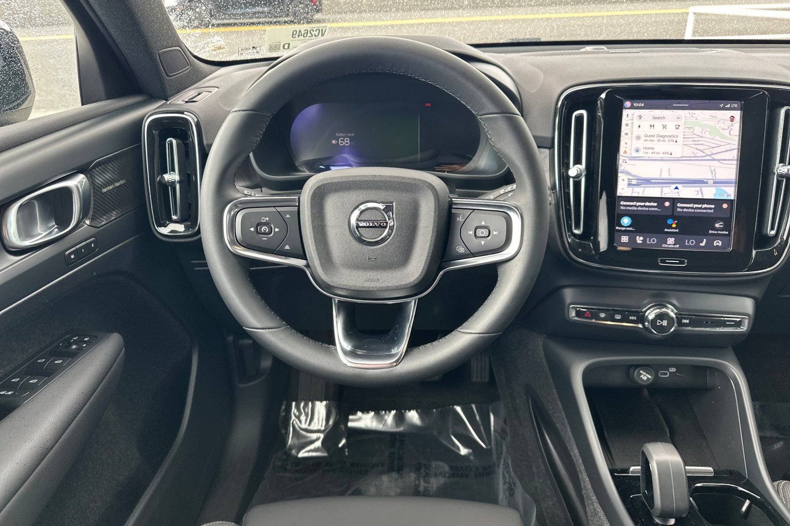 Used 2023 Volvo XC40 Recharge Ultimate w/ Protection Package Premier image 16