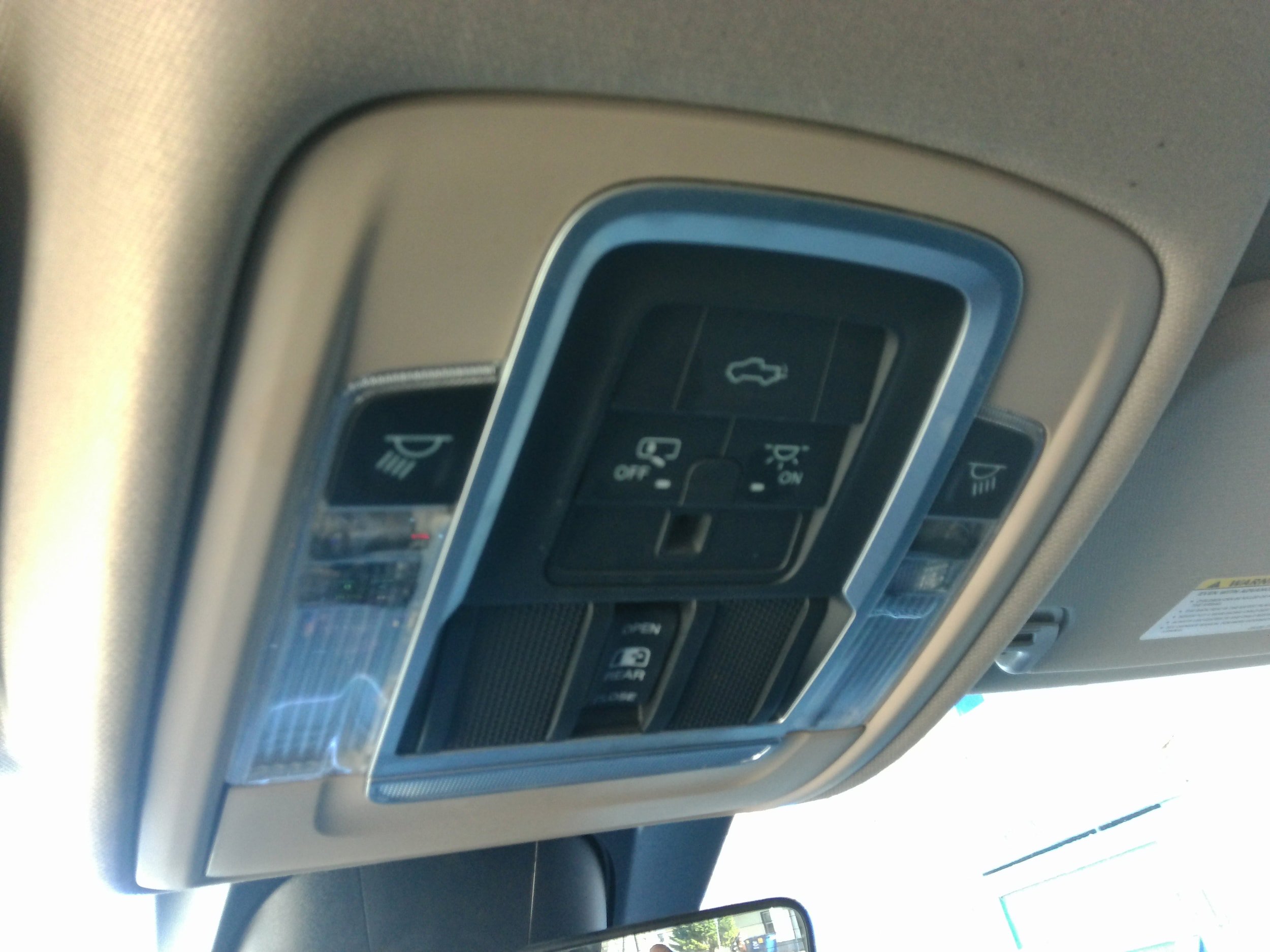 Used 2021 RAM 1500 Laramie AWD/4WD image 12