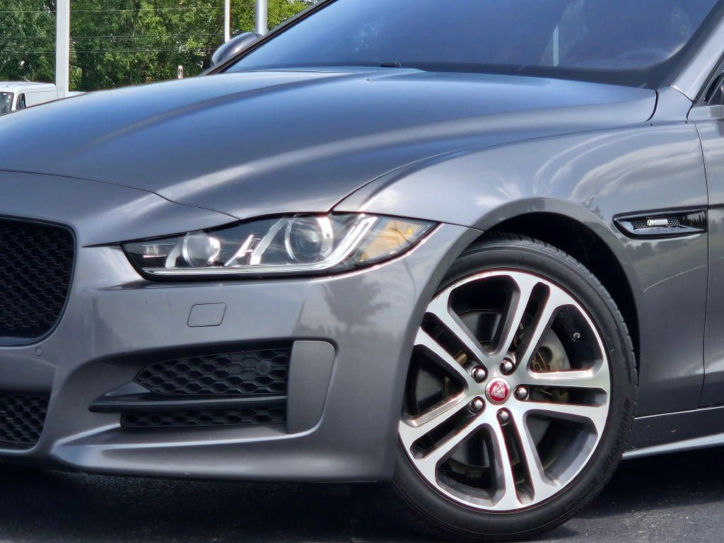 Used 2019 Jaguar XE R-Sport RWD image 2