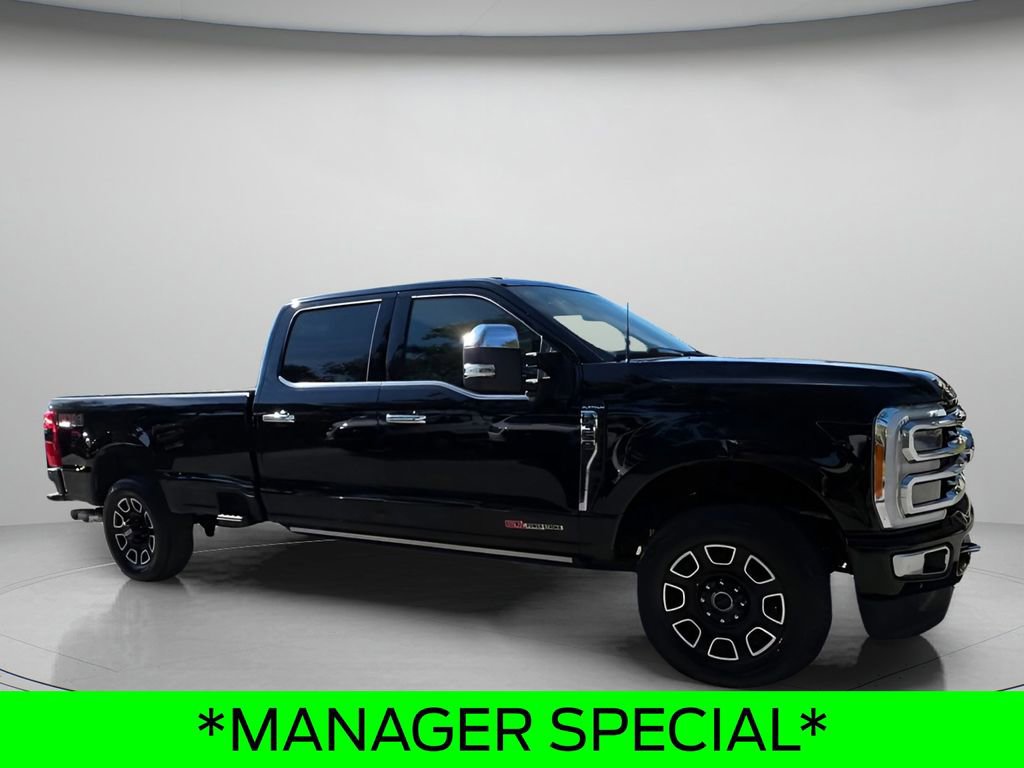 Used 2023 Ford F350 Platinum image 2