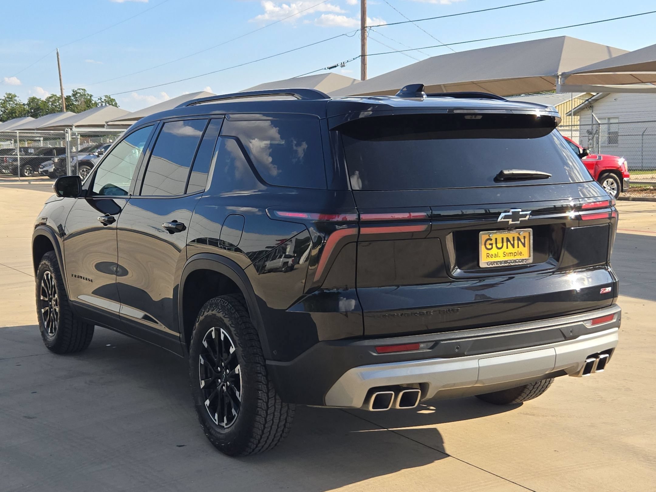 Used 2024 Chevrolet Traverse Z71 w/ Enhanced Driving Package AWD/4WD image 5