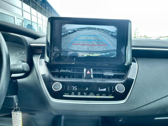 Used 2025 Toyota Corolla LE FWD image 14
