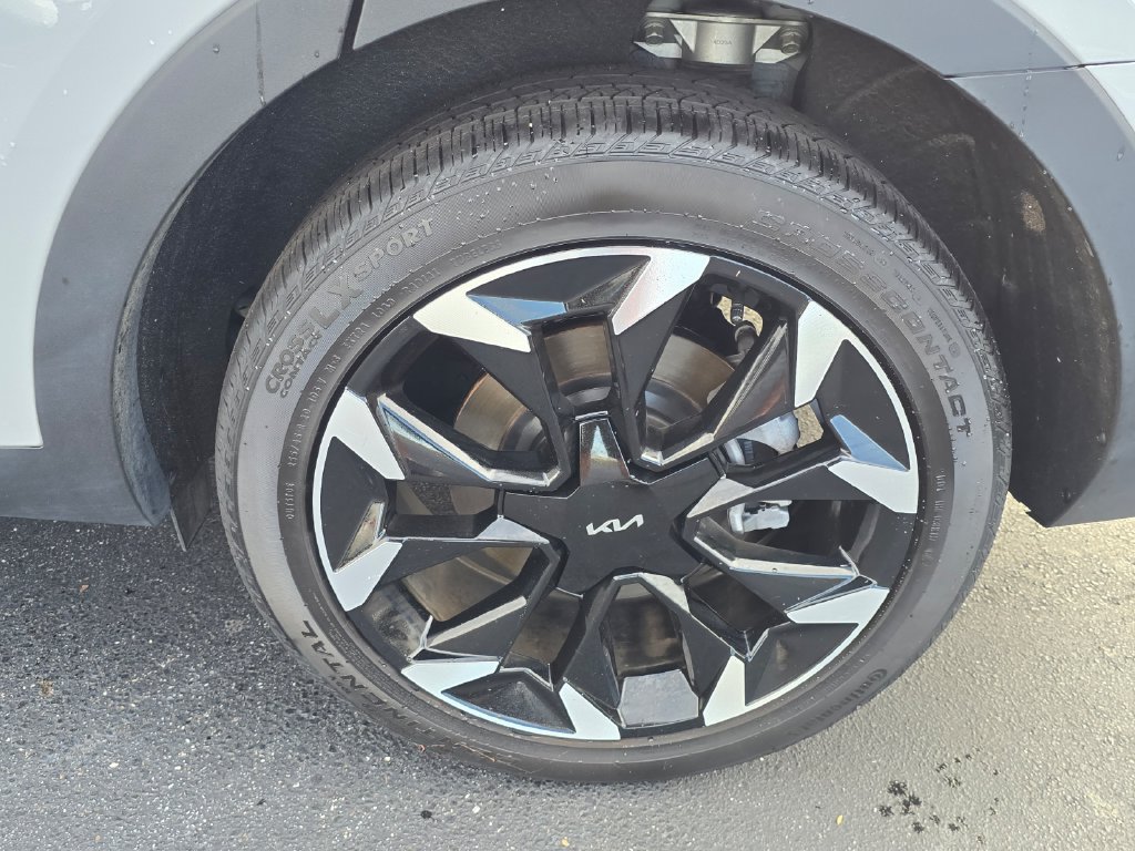 Certified 2025 Kia Sorento EX FWD image 14
