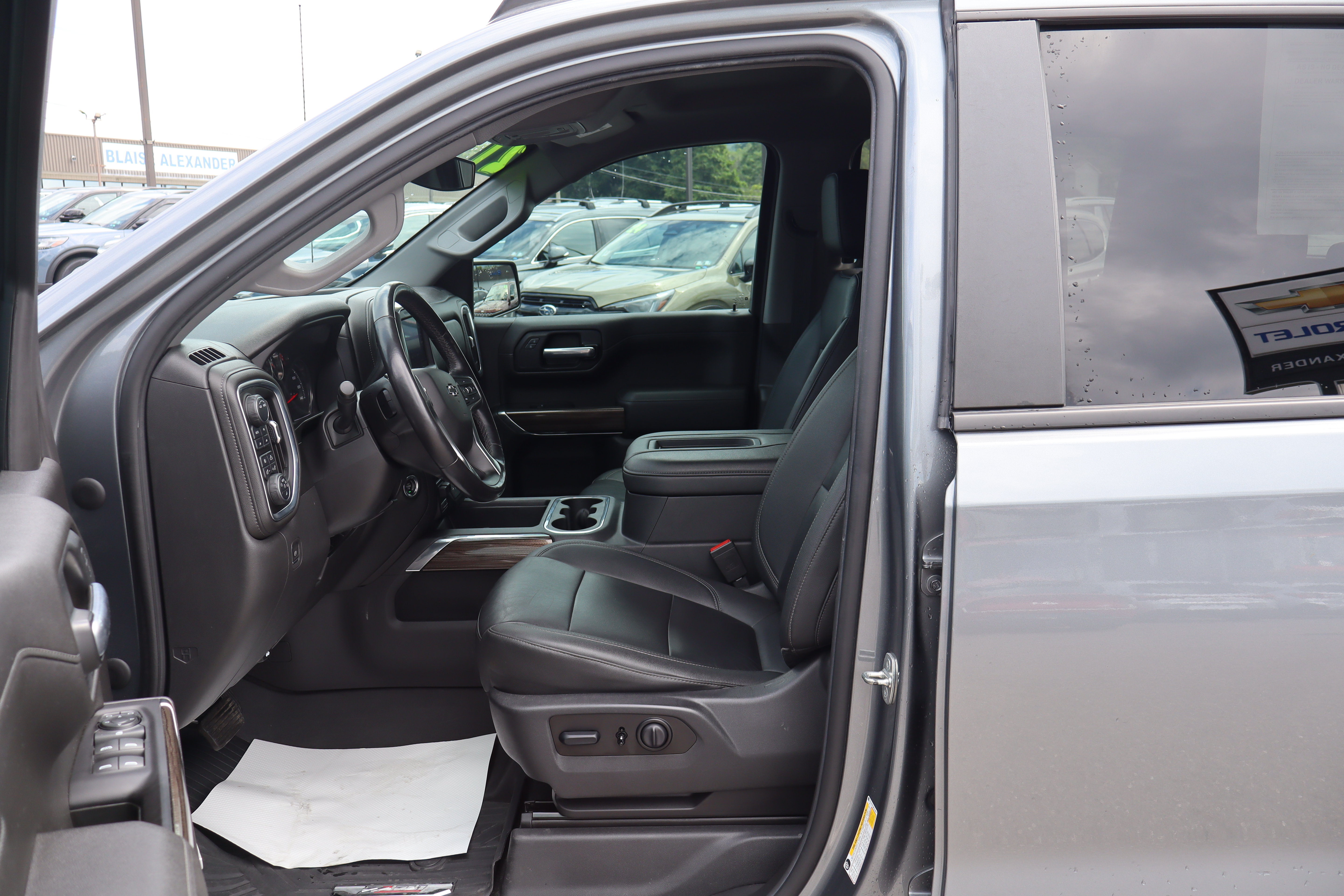 Used 2021 Chevrolet Silverado 1500 RST AWD/4WD image 12