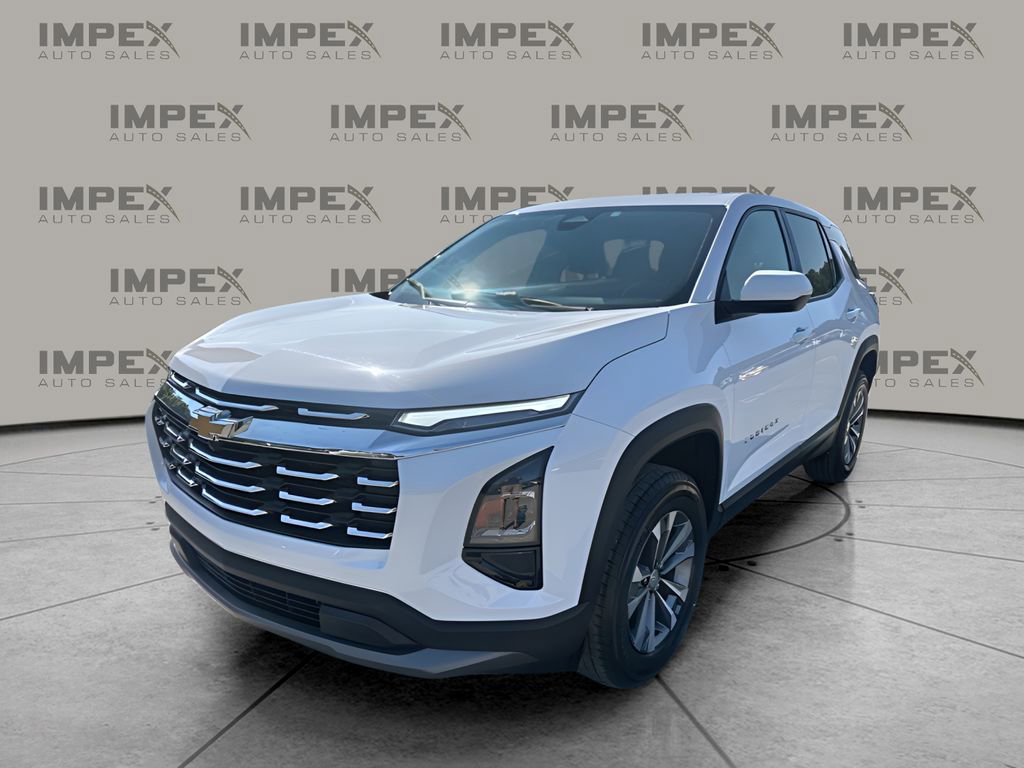 Used 2026 Chevrolet Equinox LT FWD image 1