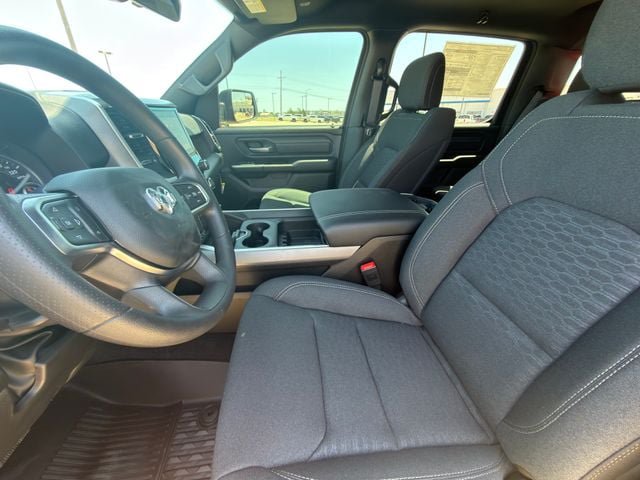 New 2026 RAM 1500 Express AWD/4WD image 29