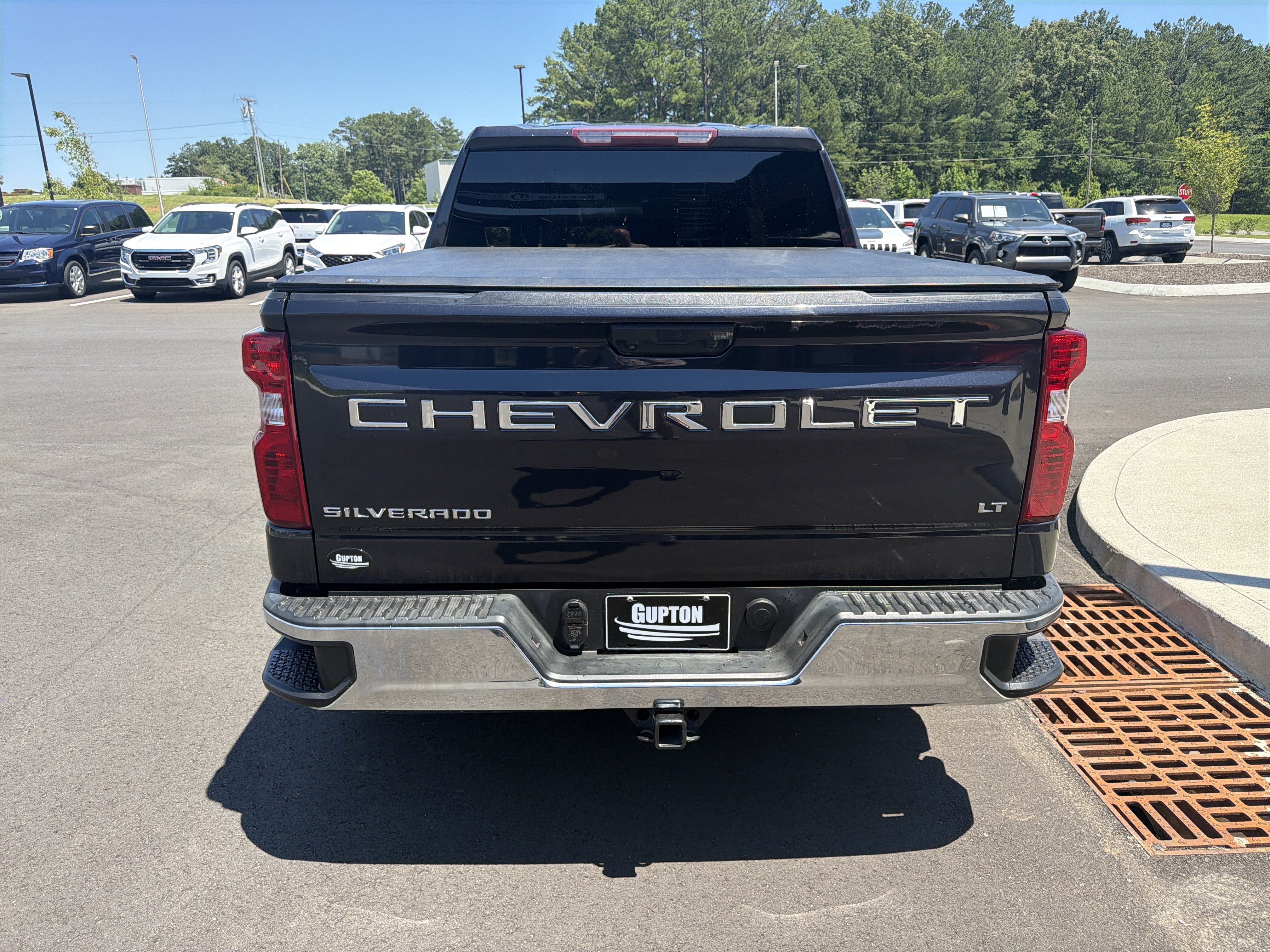 Used 2022 Chevrolet Silverado 1500 LT RWD image 17