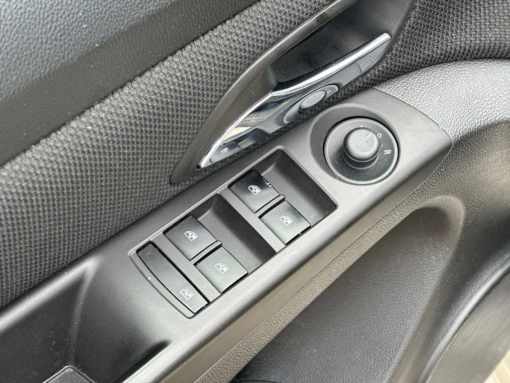 Used 2014 Chevrolet Cruze LT FWD image 16